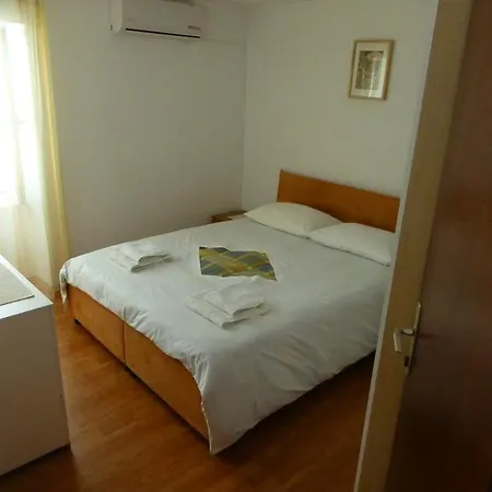 Apartment Elena Rooms Split Exterior photo